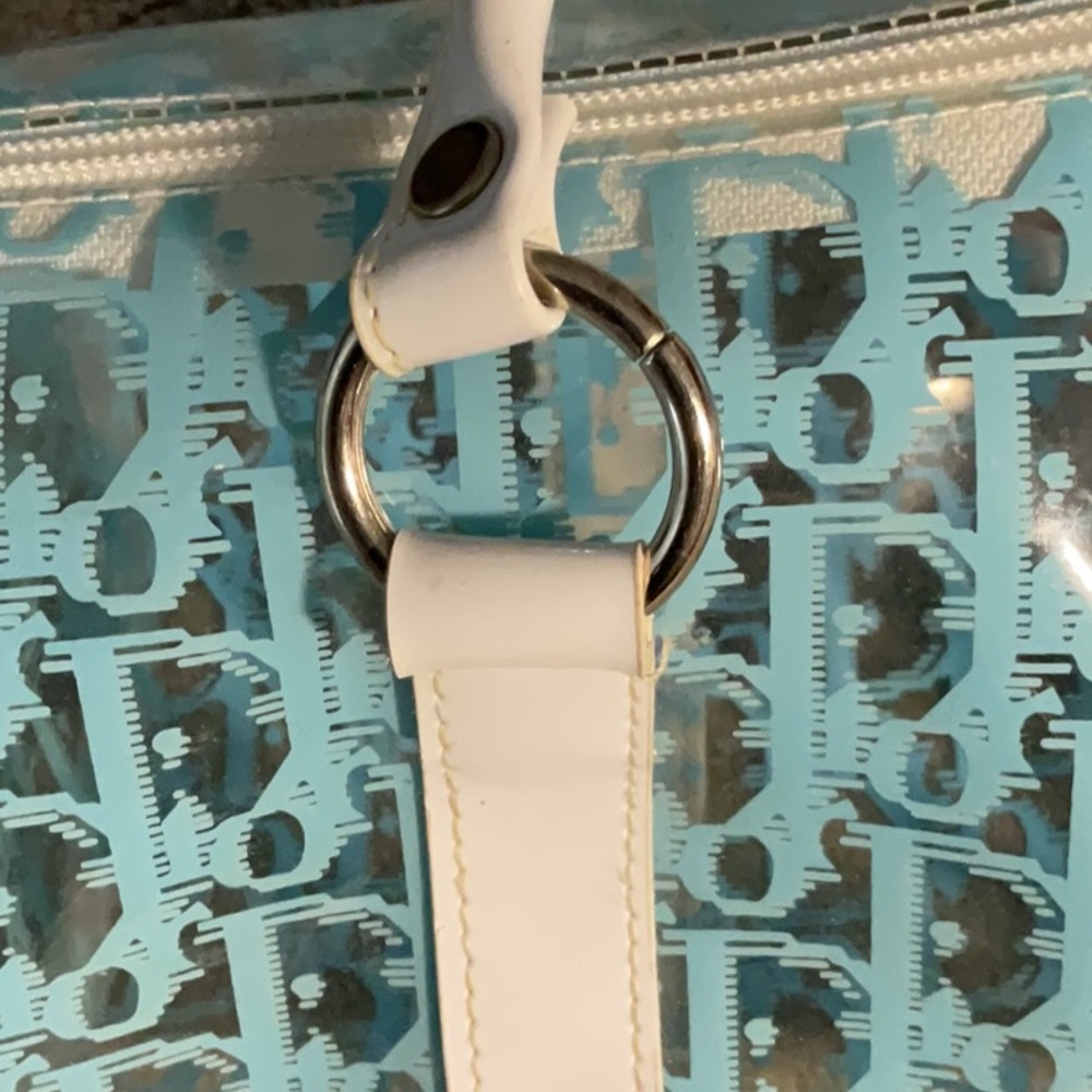 Trendy Clear Blue White Cosmetic Stadium Bag with Vintage Charm - Picture 5 of 9